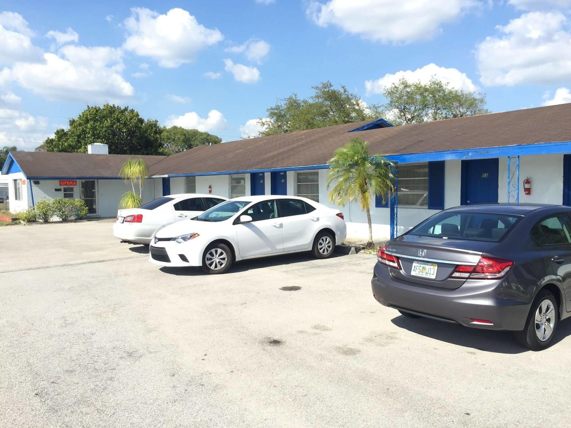 Travel Inn Of Sebring Eksteriør billede